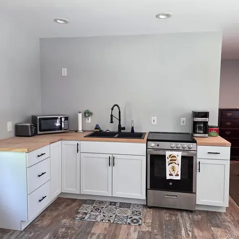 1678 E Shore Drive, Alger MI 48610 9555 photo 4