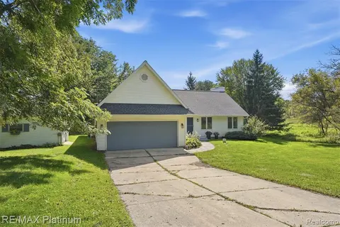 5644 Bath Road, Bancroft MI 48414 9762 photo 3