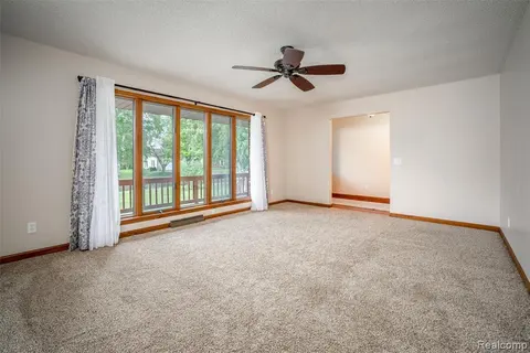 144 Tucker Street, Harbor Beach MI 48441 1182 photo 5