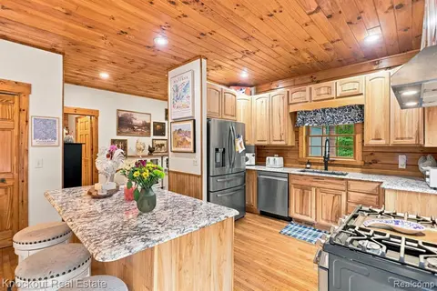 8222 Moorish Road, Birch Run MI 48415 8591 photo 4