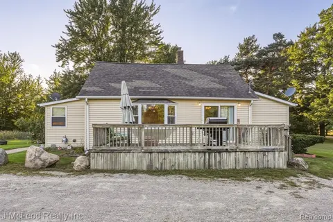 8821 Barnes Road, Millington MI 48746 9548 photo 3