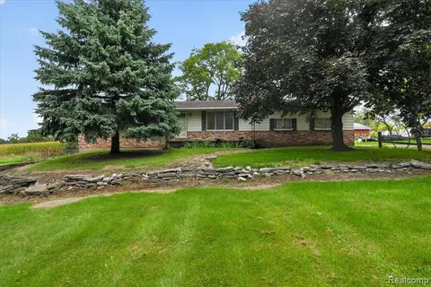 4924 W Caro Road, Vassar MI 48768 9721 photo 3
