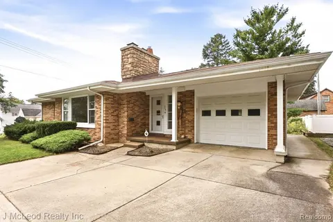 304 Prospect Street, Vassar MI 48768 1614 photo 4