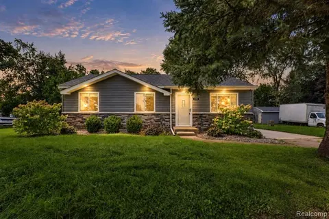 635 S 31st Street, Saginaw MI 48601 6553 photo 2