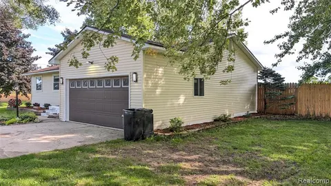 8833 Brewer Road, Millington MI 48746 9523 photo 3