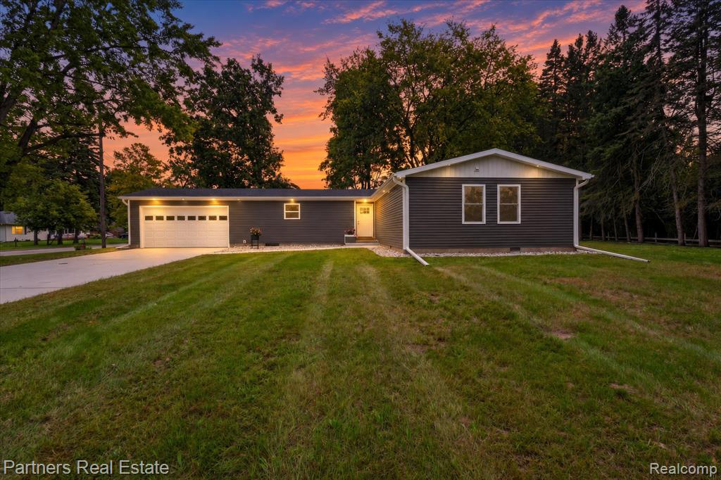 204 Greenfield Drive, Mount Pleasant MI 48858 2946 photo 1