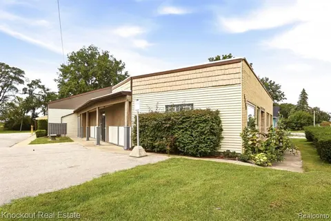 5360 Dixie Highway, Saginaw MI 48601 5576 photo 4