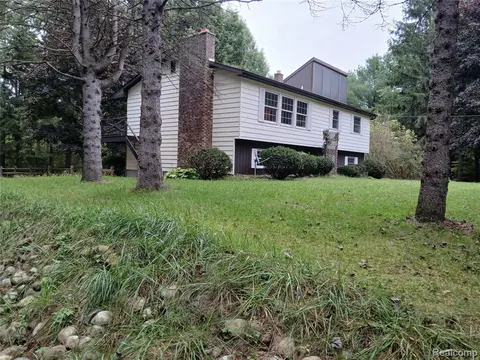2160 W Sanilac Road, Caro MI 48723 9543 photo 2