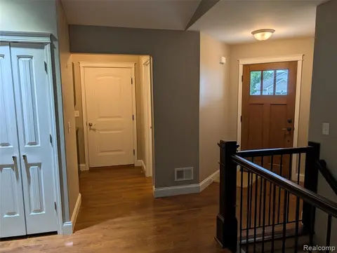 99 Tuscany Circle, Saginaw MI 48603 1376 photo 3