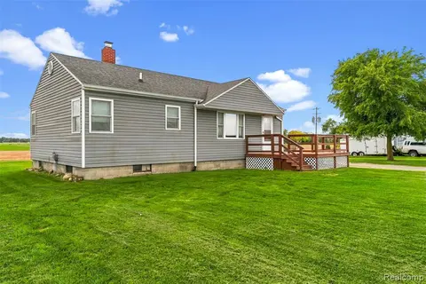 9140 E M 21, Corunna MI 48817 9521 photo 3