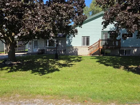 531 Franklin Street, Freeland MI 48623 2534 photo 2