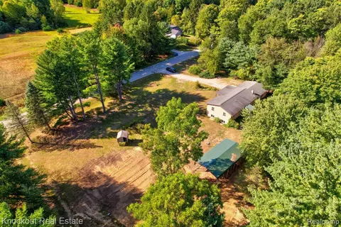5155 Caine Road, Vassar MI 48768 9503 photo 2