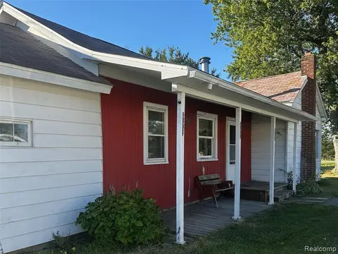 7305 Gary Road, Chesaning MI 48616 9461 photo 3