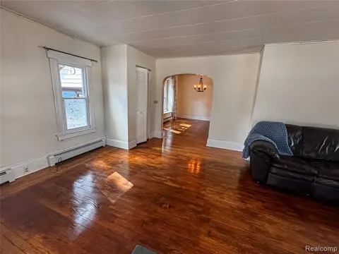607 N Oak Street, Durand MI 48429 1227 photo 2