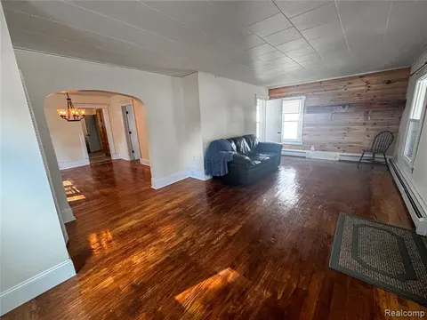 607 N Oak Street, Durand MI 48429 1227 photo 3