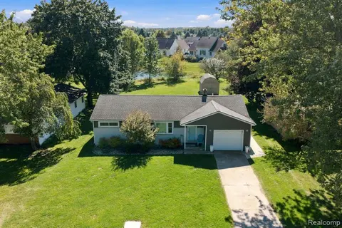 7096 Lake Street, Lexington MI 48450 8832 photo 3