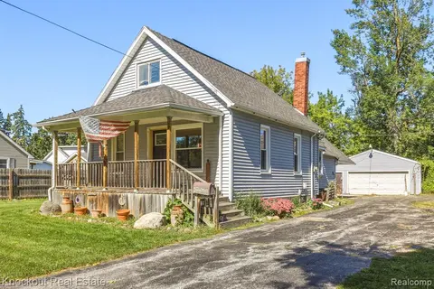 307 Mcgraw Street, Bay City MI 48708 8381 photo 4