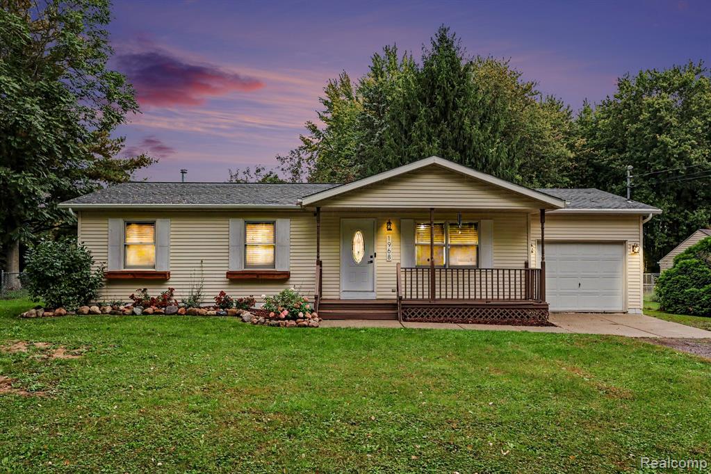 1968 W Grand River Road, Owosso MI 48867 9795 photo 1