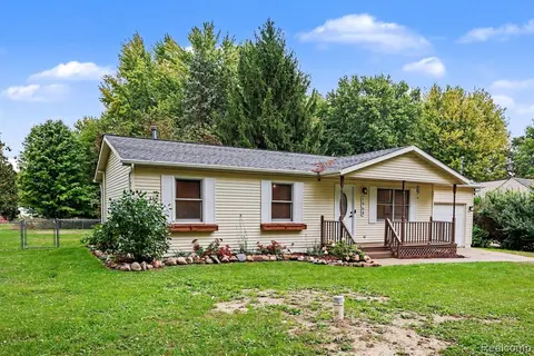 1968 W Grand River Road, Owosso MI 48867 9795 photo 4