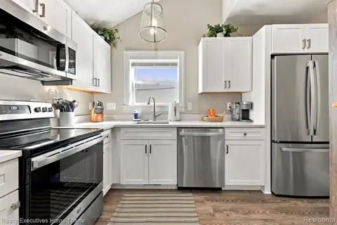 8849 Lakeshore Road, Lexington MI 48450 9790 photo 3