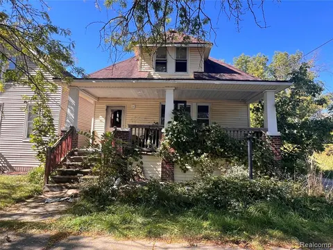 451 S 9th Street, Saginaw MI 48601 1942 home for sale