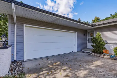 358 Franconian Drive, Frankenmuth MI 48734 1008 photo 5