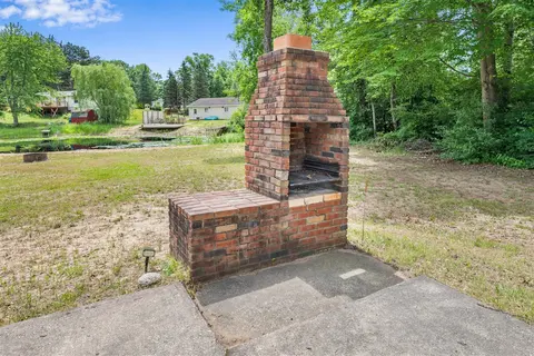 8952 Otterside Dr, Farwell MI 48622 photo 2
