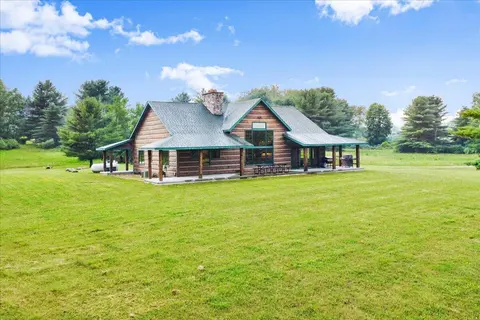 101 N Wyman Road, Remus MI 49340 photo 2