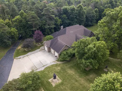 2315 Weigl Road, Saginaw MI 48609 photo 3