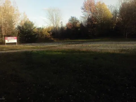 9926 E Pickard Road, Mount Pleasant MI 48858 photo 1