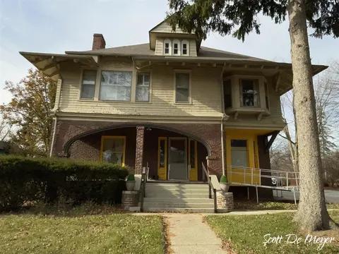 623 N State Street, Alma MI 48801-1640 photo 2