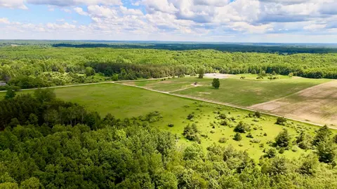 6182 Hamilton Road, Harrison MI 48625-9678 photo 2