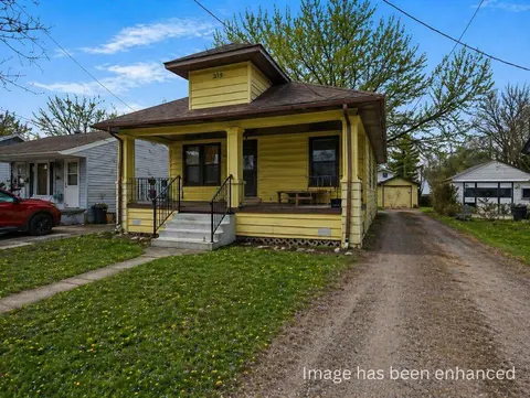 2245 Taft Street, Saginaw MI 48602 photo 2