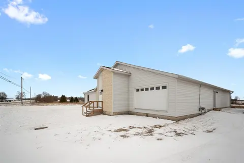 6163 N Meridian Road, Hope MI 48628-9740 photo 4