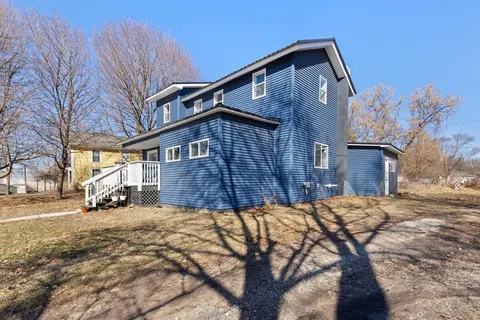 101 River Court, Update MI 48880-1824 photo 4
