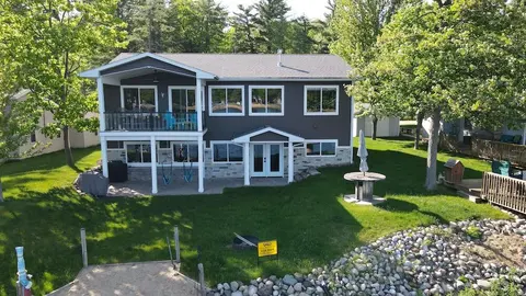 3382 Pinecrest Drive, Gladwin MI 48624 photo 3