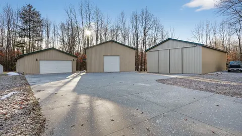 5717 Maple Ridge Road, Sterling MI 48659-9210 photo 5