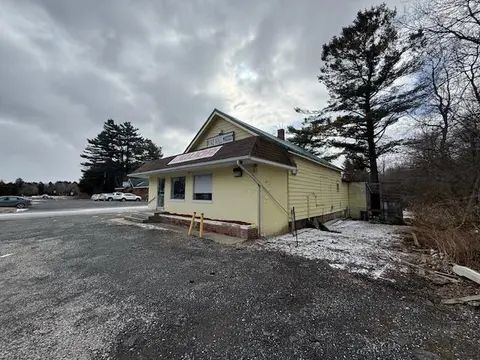 2494 S Lakeshore Road, Port Sanilac MI 48469-9633 photo 2