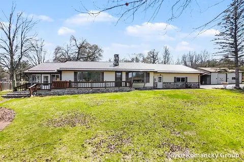 11235 W Broomfield Road, Remus MI 49340-9640 photo 3