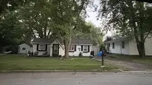 1109 Robert Street, Mount Pleasant MI 48858-1469 photo 1