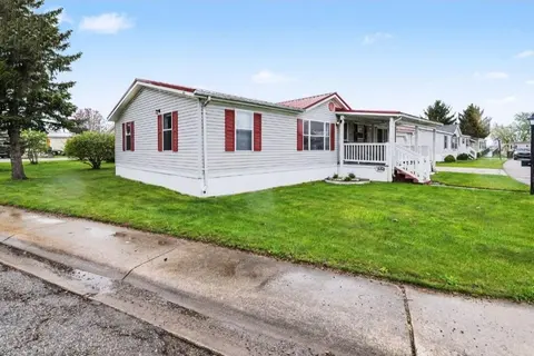 7353 Bagpipe Drive, Alma MI 48801-8710 photo 2