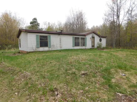 14540 Schroeder Road, Saint Charles MI 48655-9523 photo 3