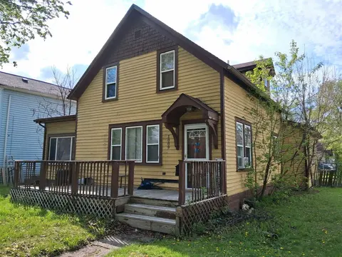 1009 N Bond Street, Saginaw MI 48602-4609 photo 4
