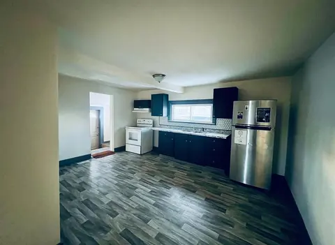 3118 N Water Street, Bay City MI 48708 photo 3