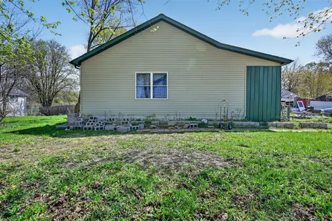 5142 N State Road, Alma MI 48801-9713 photo 1