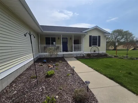 2774 Bilbrael Drive, Mount Pleasant MI 48858-8177 photo 2