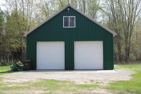 2954 N Carter Road, Pinconning MI 48650 photo 3