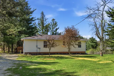 7492 E Townline Lake Road, Harrison MI 48625-9042 photo 4