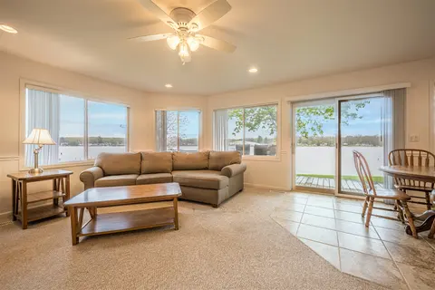 4625 Lake Resort, Gladwin MI 48624-9601 photo 5