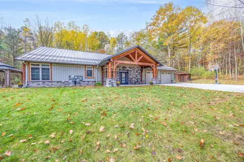 3159 Hilltop Lane, Mount Pleasant MI 48858-8629 photo 3